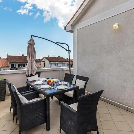 Beautiful For Rest And Restful Sleep Pula